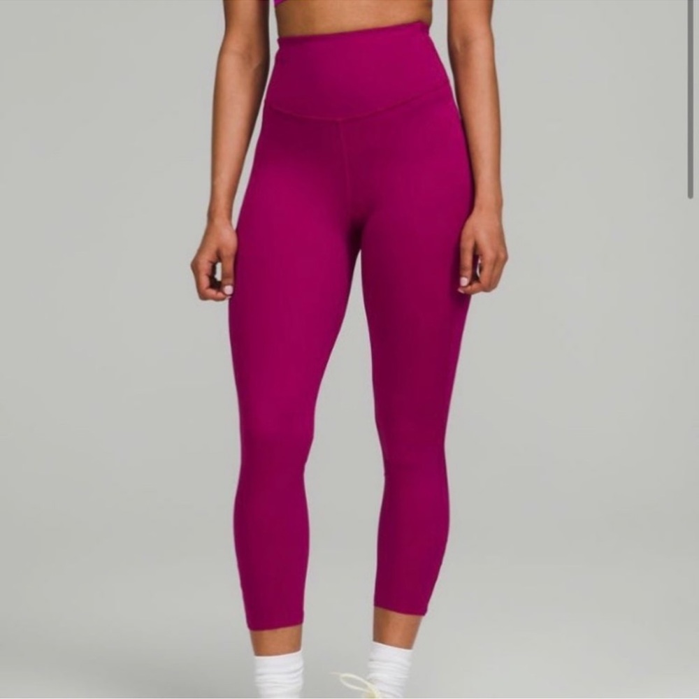Lululemon Base Pace Size 14 25” - magenta